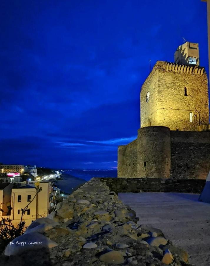 Le Stanze Di Botticelli Bed & Breakfast Termoli Luaran gambar